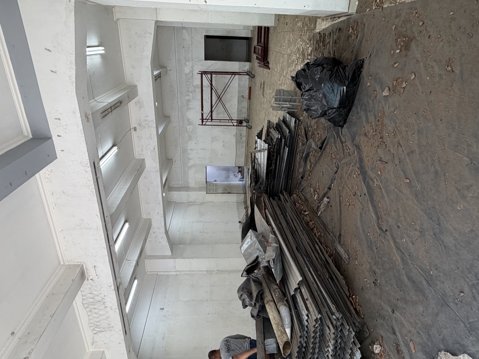 Escalera en obra